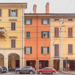 Апартаменты Santo Stefano - Bolognarooms, Болонья